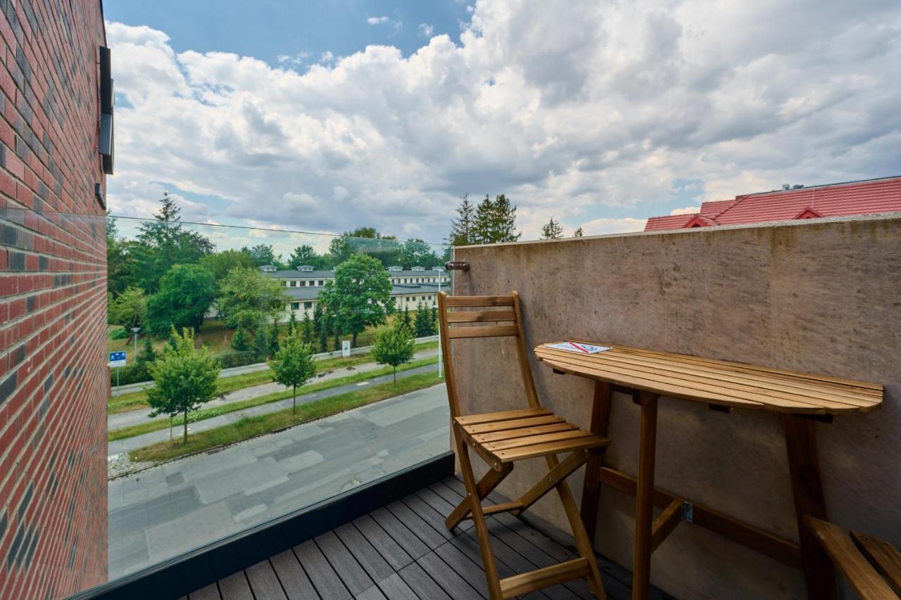 Apartment By The Oder River Wroclaw By Noclegi Renters Bagian luar foto