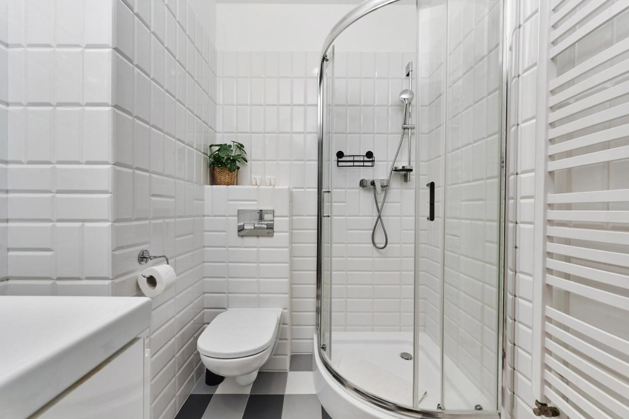 Apartment By The Oder River Wroclaw By Noclegi Renters Bagian luar foto